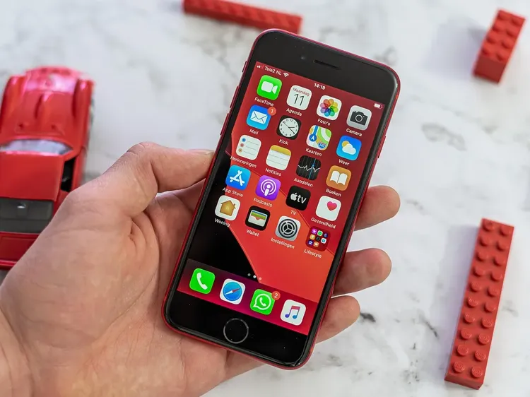 iPhone 12
