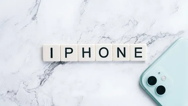 iPhone 12